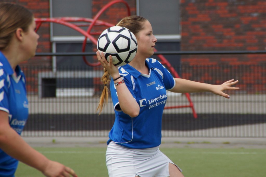 Korfbal B4  24 mei-003.JPG